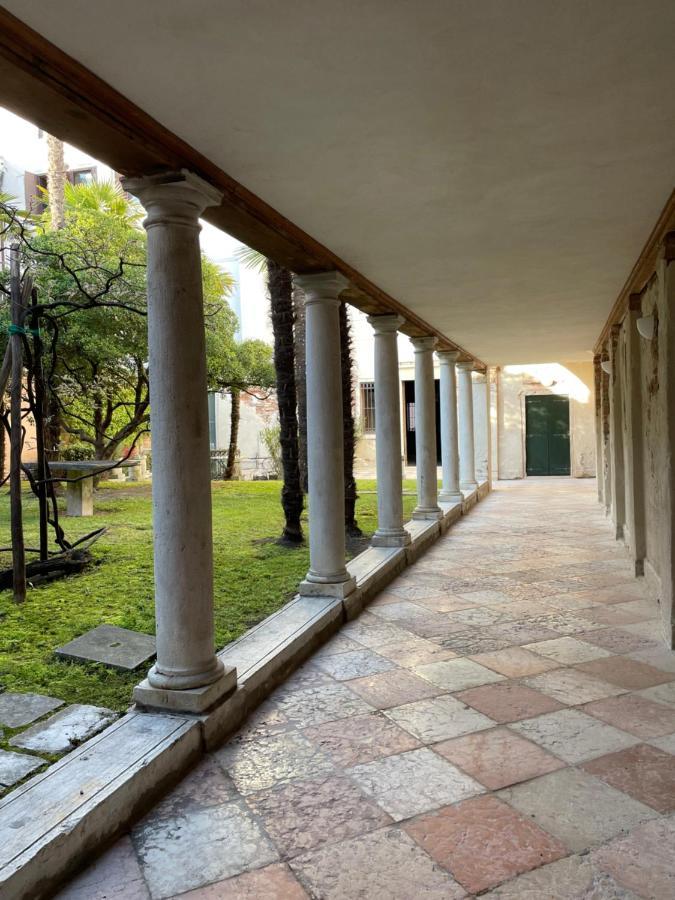 In A Lovely Garden Biennale Flat Венеція Екстер'єр фото
