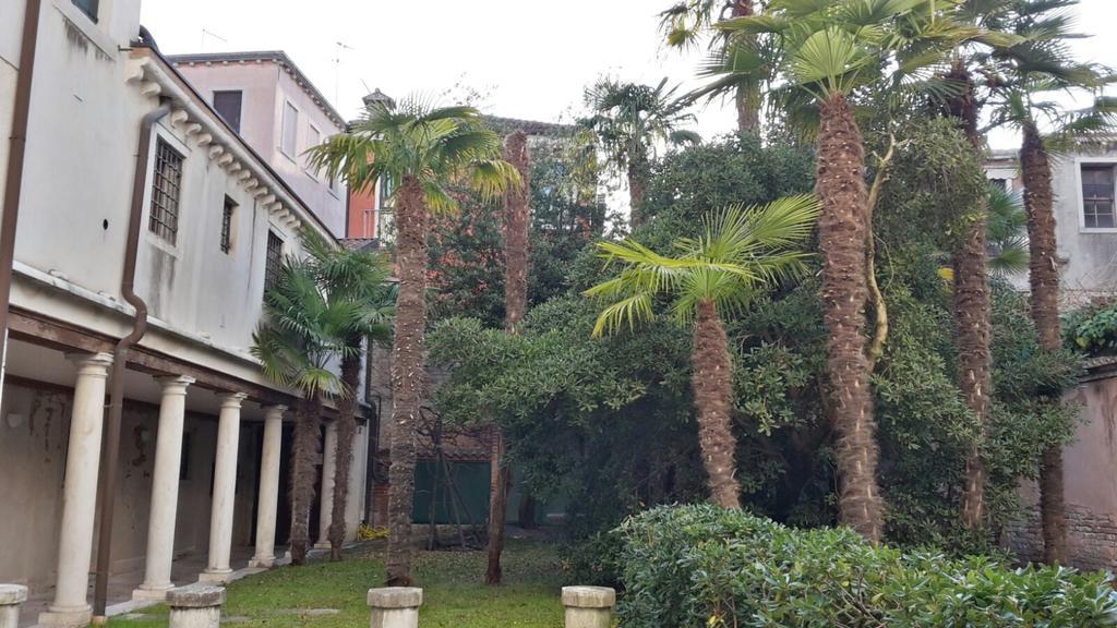 In A Lovely Garden Biennale Flat Венеція Екстер'єр фото